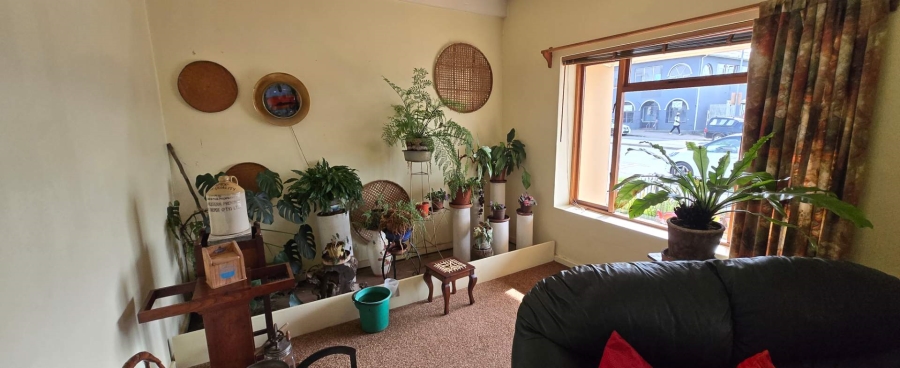 5 Bedroom Property for Sale in Riviersonderend Western Cape